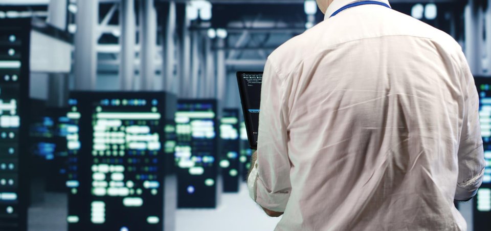 Zarządzanie i dowodzenie w środowisku zautomatyzowanych systemów teleinformatycznych