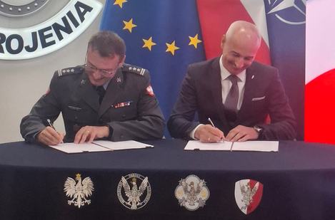 Kontrakt na terminale łączności satelitarnej dla Wojska Polskiego