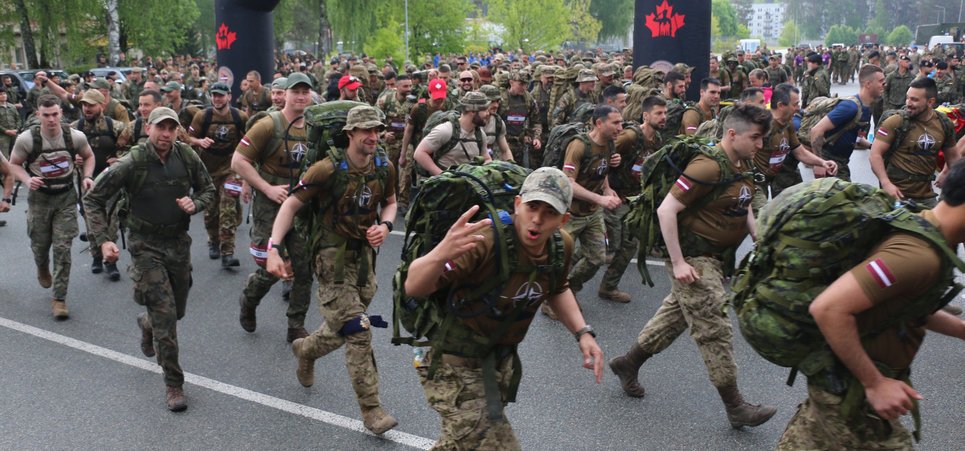 Żołnierze PKW Łotwa na podium zawodów „Baltic Warrior”