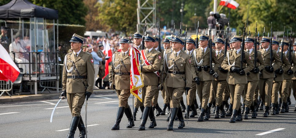 Już za miesiąc defilada wojskowa i parada morska pod hasłem „Dziękujemy za Waszą służbę”