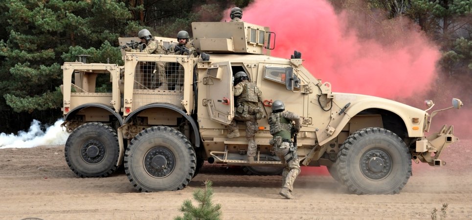 Lądowe działania specjalne