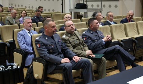 Międzynarodowa dyskusja o bezpiecznym niebie po raz trzeci w WAT
